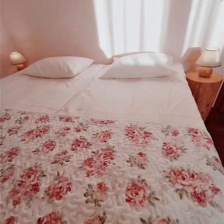 Rum i privatbostad Wynajem Pokoi Rancho *