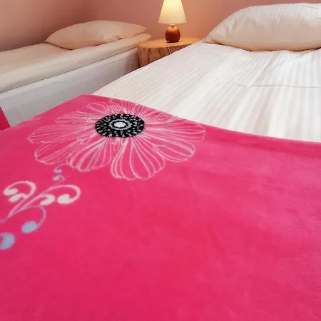 Wynajem Pokoi Rancho * Ząb