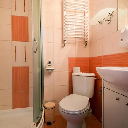 Wynajem Pokoi Rancho * Ząb