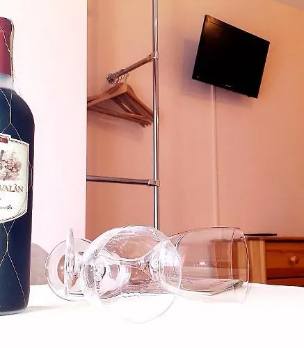 Wynajem Pokoi Rancho בית אירוח *