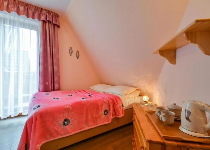 Wynajem Pokoi Rancho בית אירוח זאוב